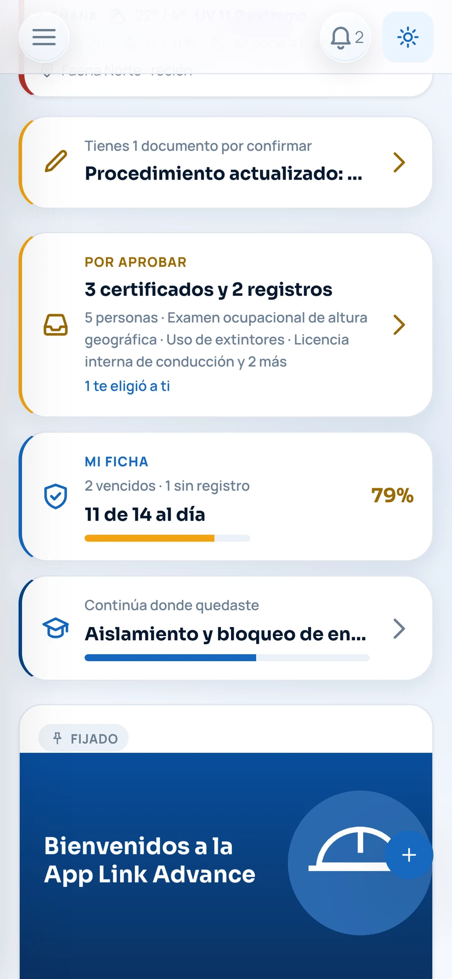 Aviso en el muro: 3 certificados y 2 registros por aprobar