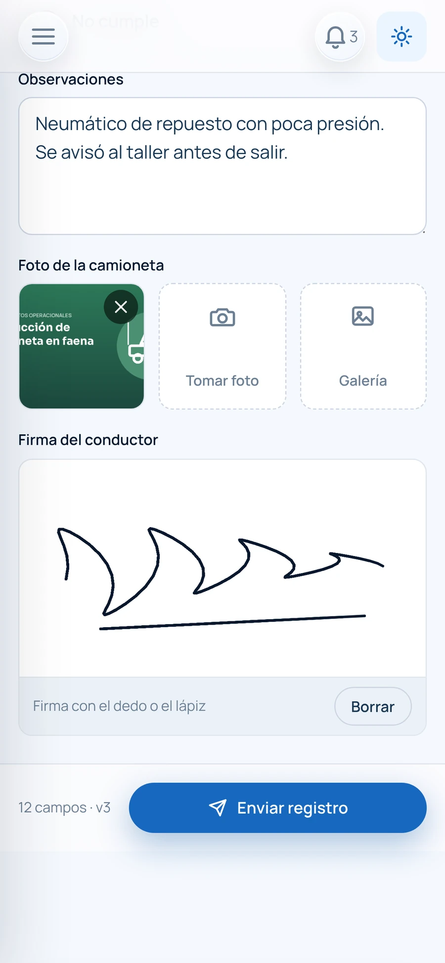 Formulario con foto adjunta y firma